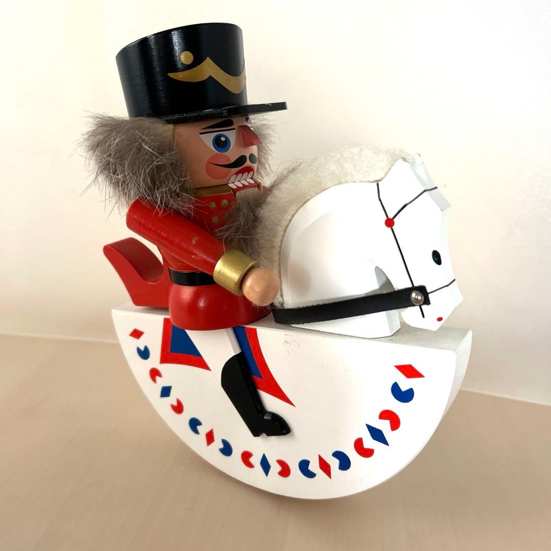 くるみ割り人形　ドイツ　木工　木のおもちゃ　エルダー　クリスマス