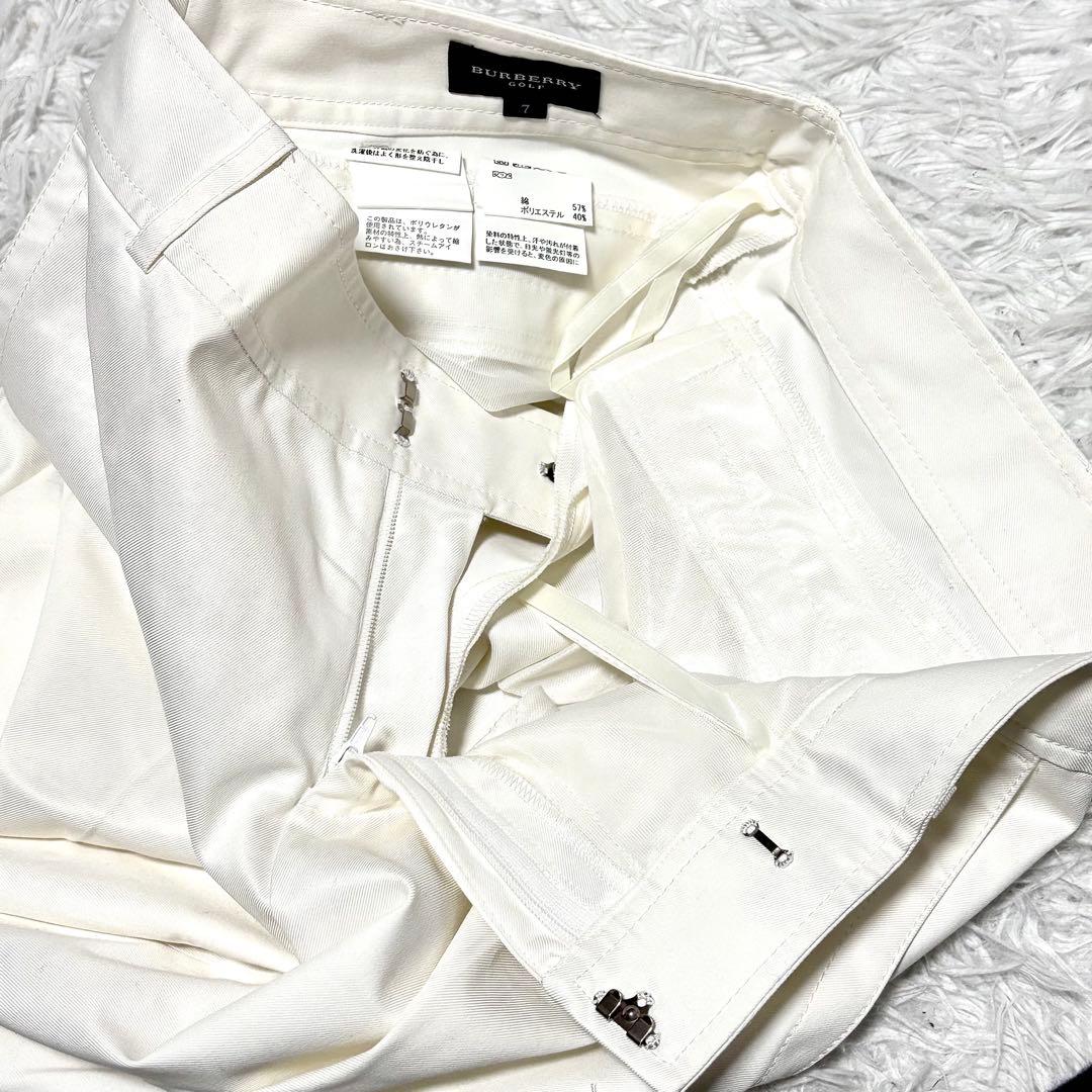 【極美品】バーバリーゴルフ　ハーフパンツ　短パン　ノバチェック　ホースロゴ　白