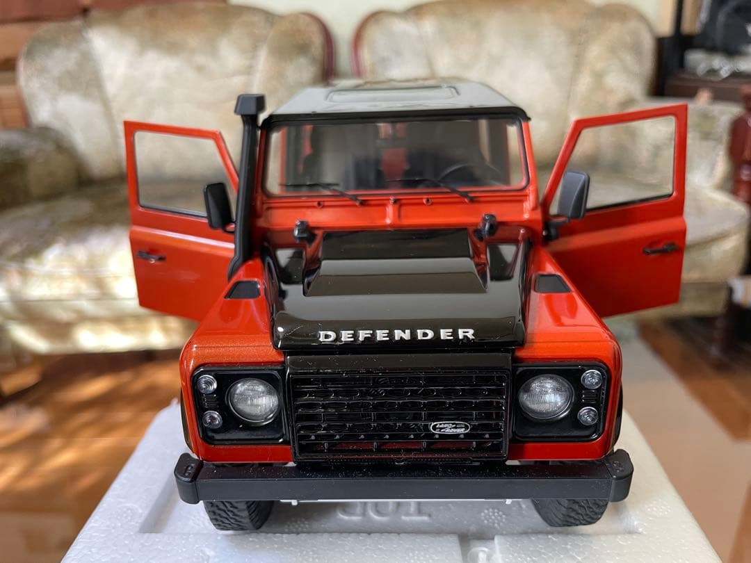価格変更 1/18 京商ランドローバー ディフェンダー90 アドベンチャー