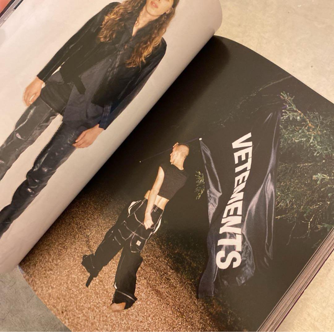 【激レア】　ヴェトモン写真集　VETEMENTS BOOK SS 2017
