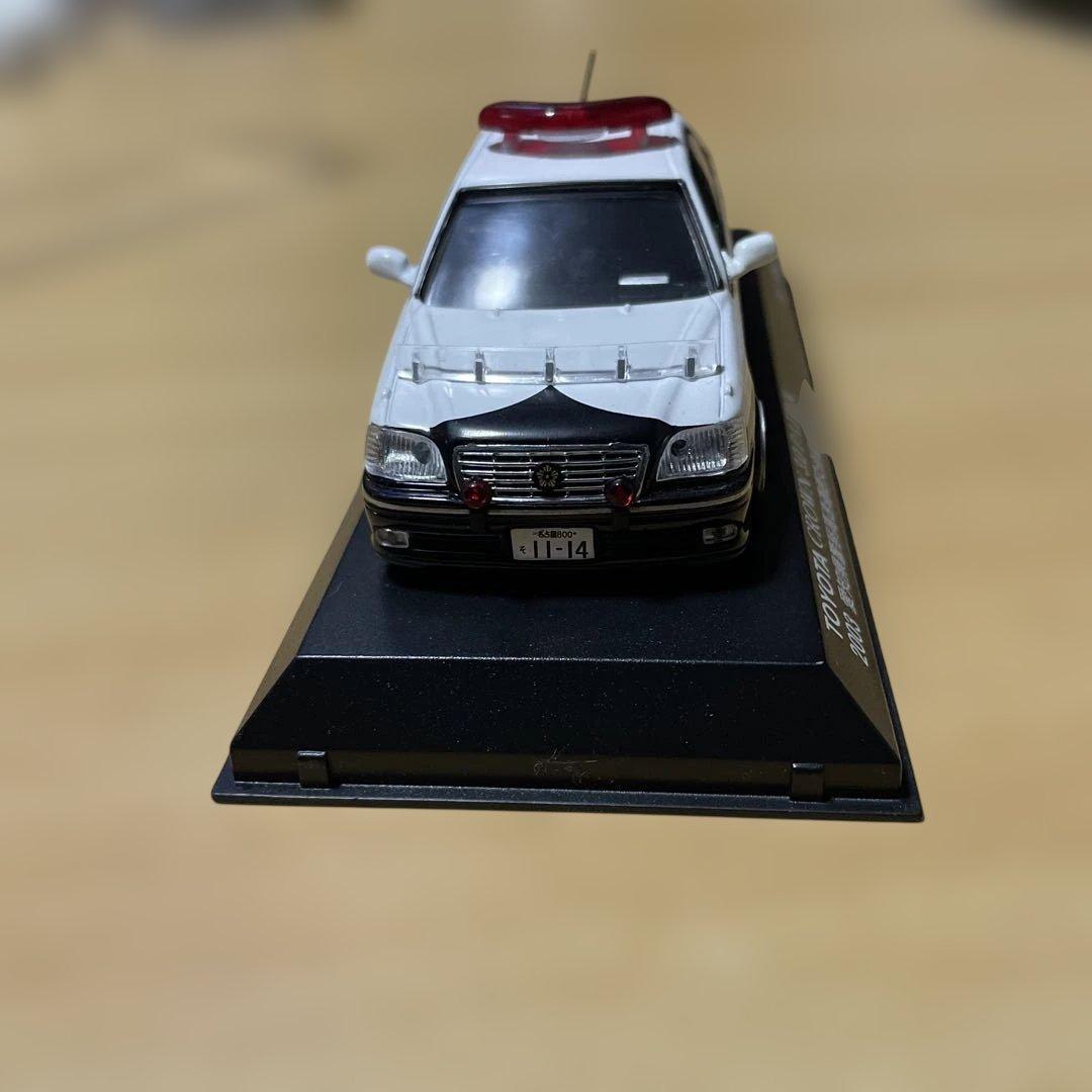 17クラウン　ミニカー　1/43