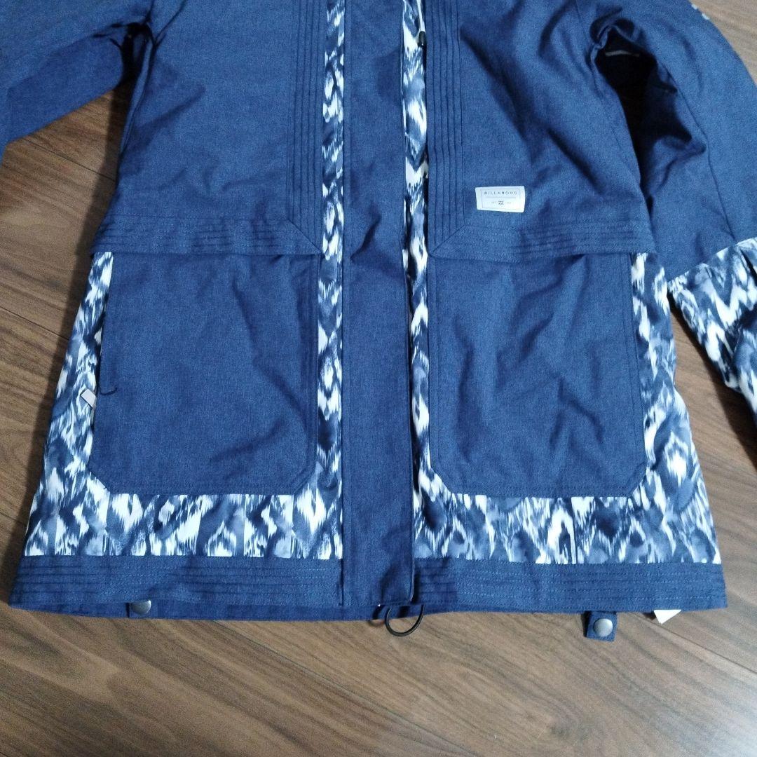 【極美品】ビラボン　スノボーウェア　上下　レディース　上M 下S