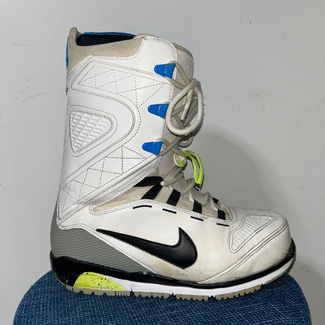 レアNIKE ZOOM怪獣　ナイキ　スノーボードブーツ　25cm