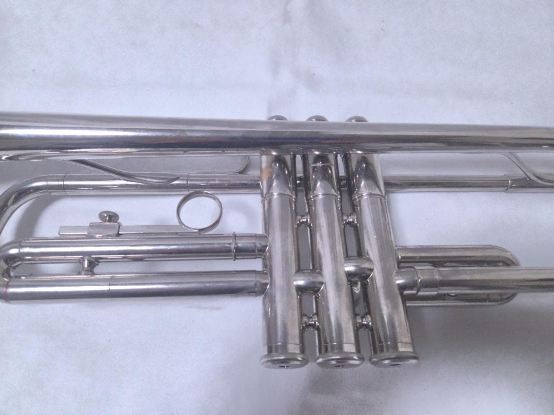 YAMAHA YTR-136 トランペット ニッケルメッキ 日本製 #2420F