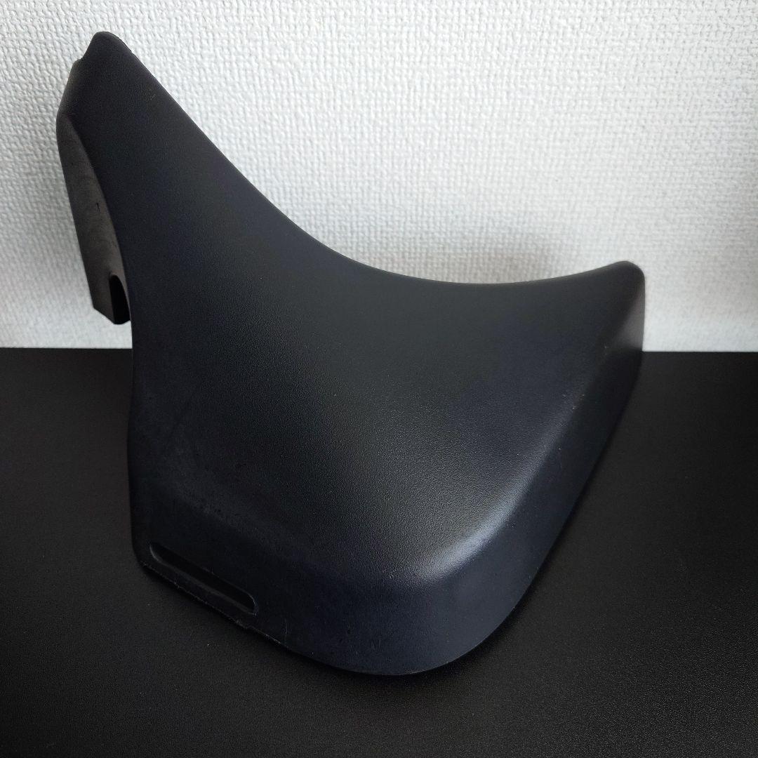 【シトロエン純正】　2代目C3用、マッドガード（リア左右）