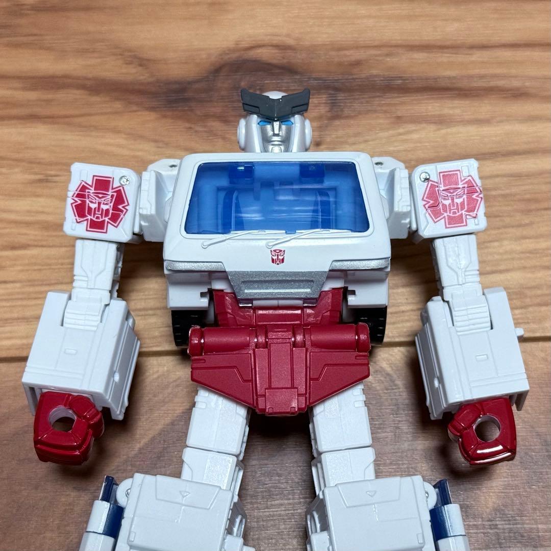 トランスフォーマー　スタジオシリーズ　ラチェット