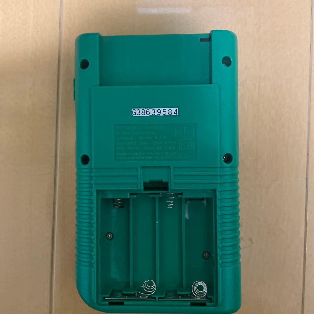 ゲームボーイ2個　ソフト6枚セット　充電器付き