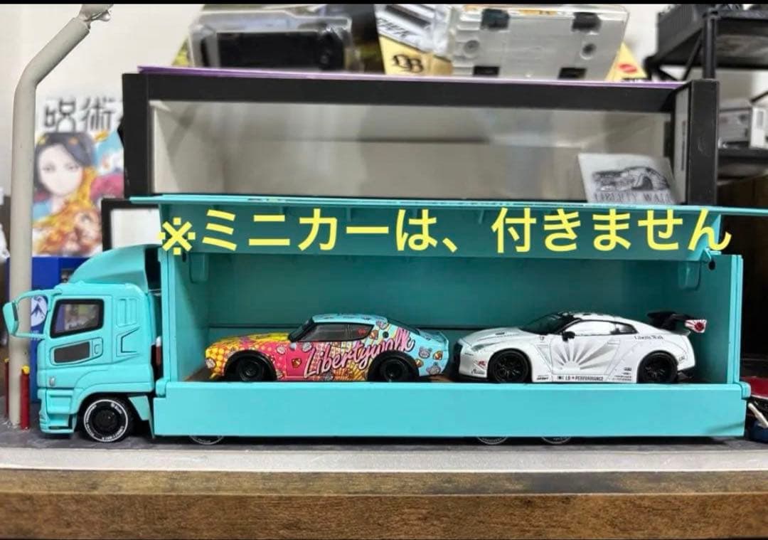 リバティーウォーク三菱ふそうトラック 1/64 東京オートサロン