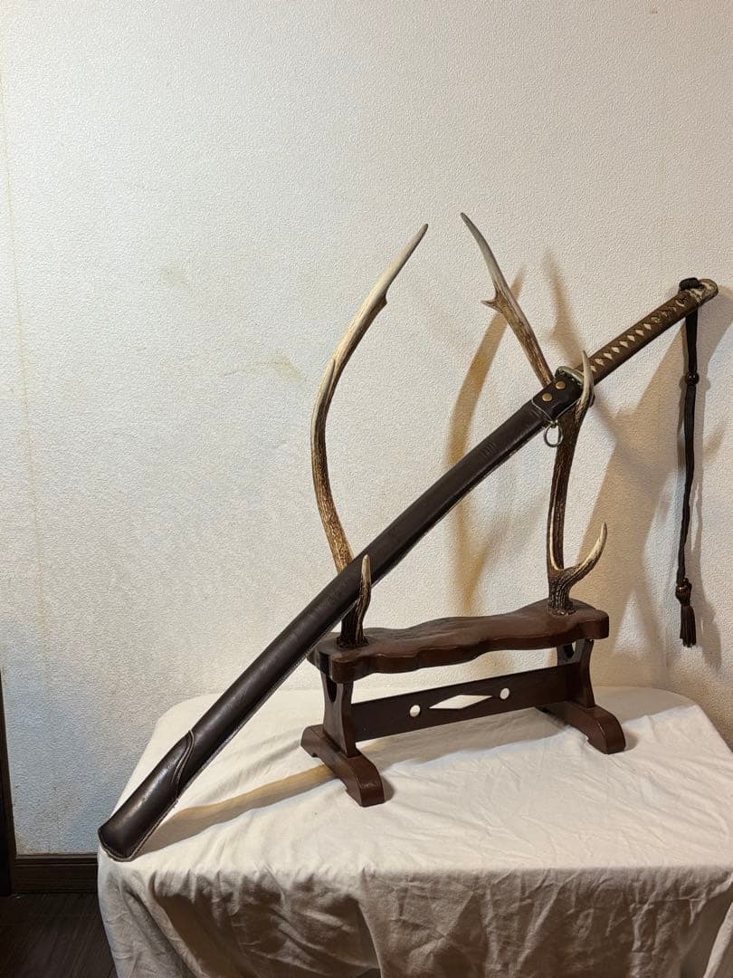 軍刀革鞘付き竹刀日本刀模造刀日本軍指揮官刀全長106cm