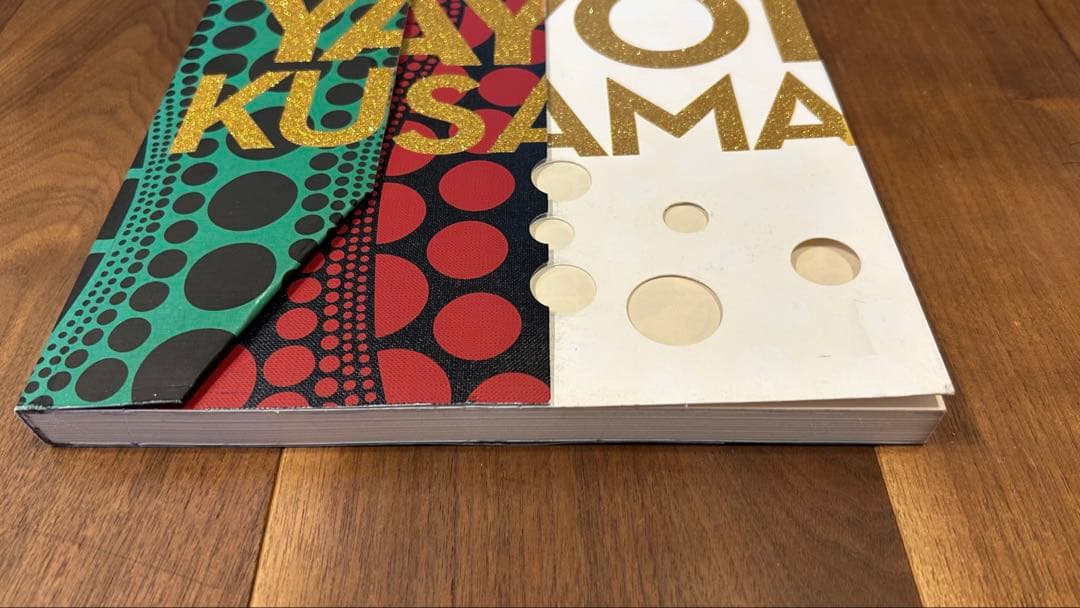 Louis Vuitton × Yayoi Kusama 限定 ファインブック
