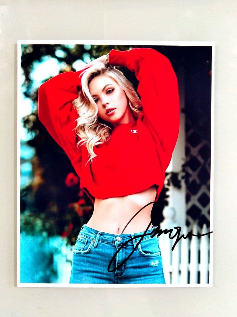 ジョーディン・ジョーンズ直筆サイン入り超大型写真…人気ダンサー…