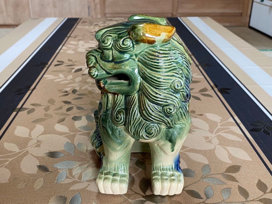 【希少】陶器製 碧青シーサー2体（1体タテ22cmヨコ22cm奥行14cm）