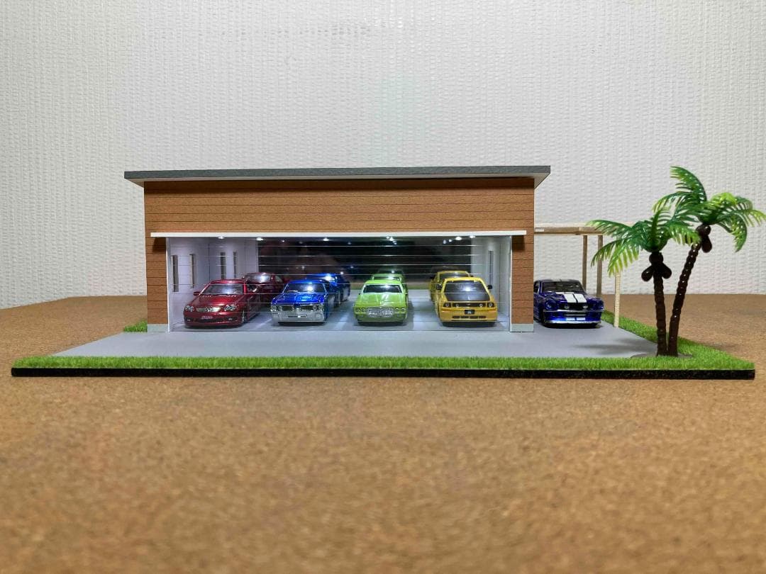 ミニカー専用ジオラマ：1/64 木造パーゴラ付ガレージ（ブラウン）