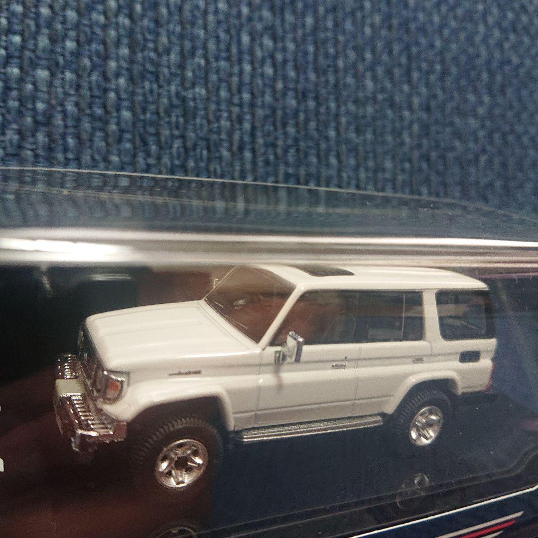 ホビージャパン トヨタ ランドクルーザー 70 ZX 4DOOR 2001