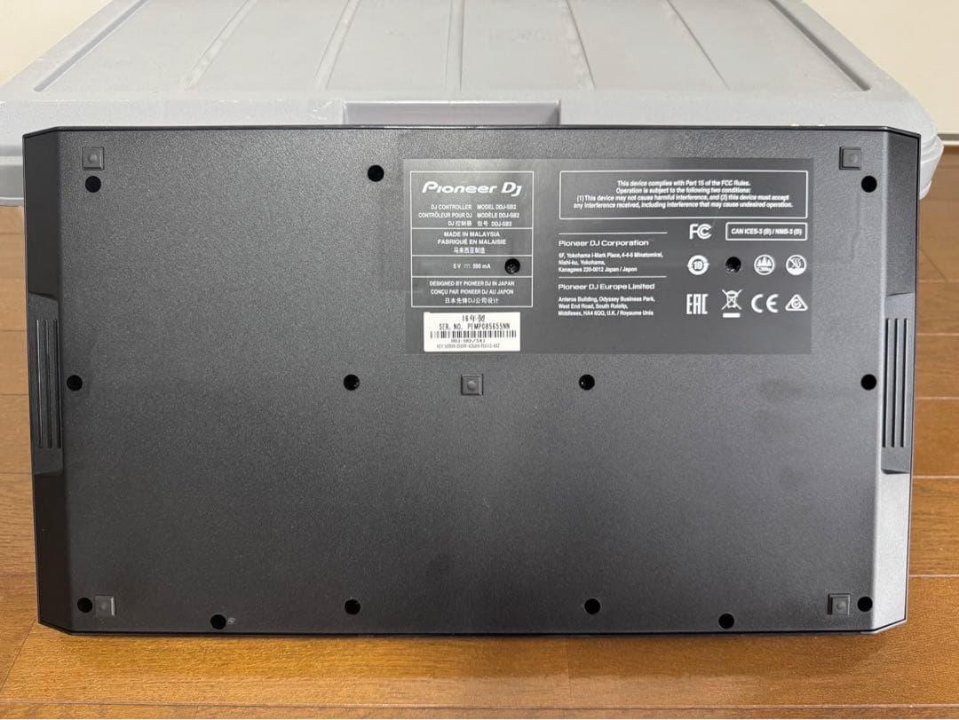 Pioneer DDJ-SB2 PCスタンド付属
