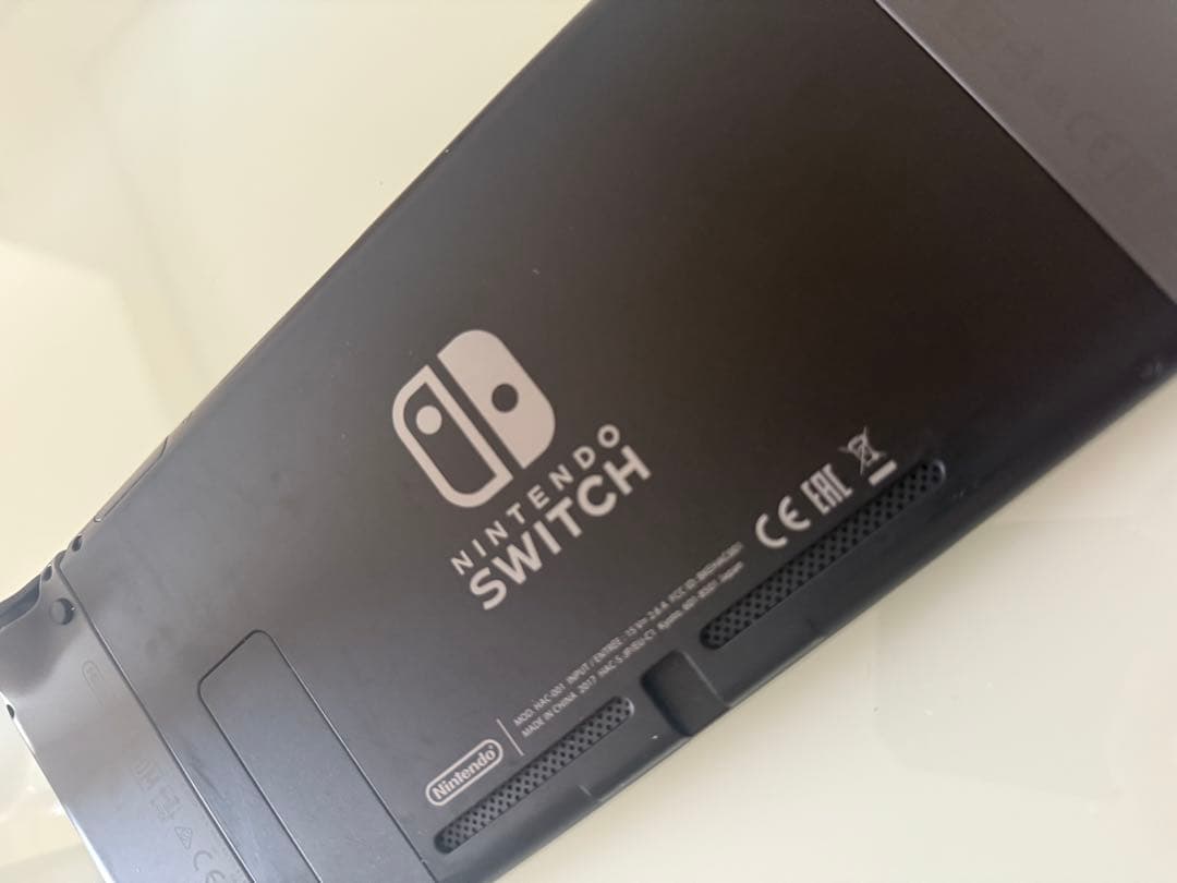 Nintendo Switch 1 本体➕付属品【Joy-Con動作不良あり】