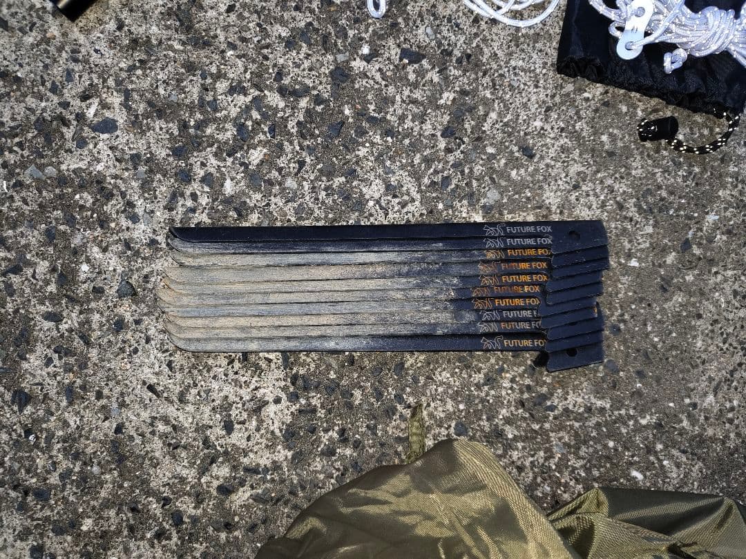 FUTURE FOX FOX-TIPI POLY　ティピテント 　ペグ付き