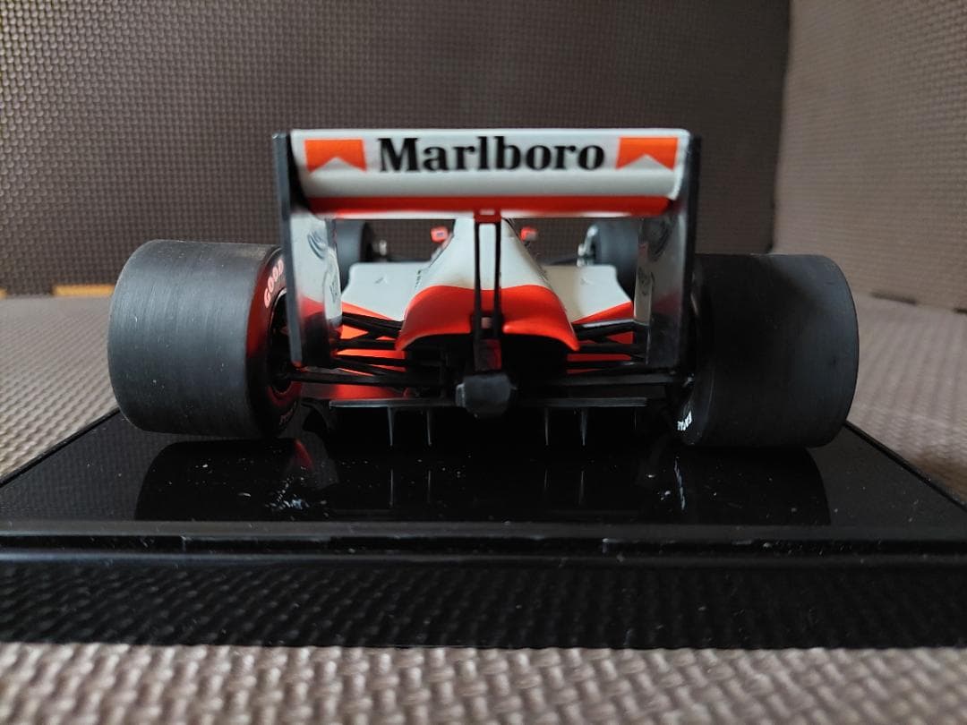 ミニチャンプ 1/18 マクラーレンMP4/5 A.セナ 1989 マルボロ仕様