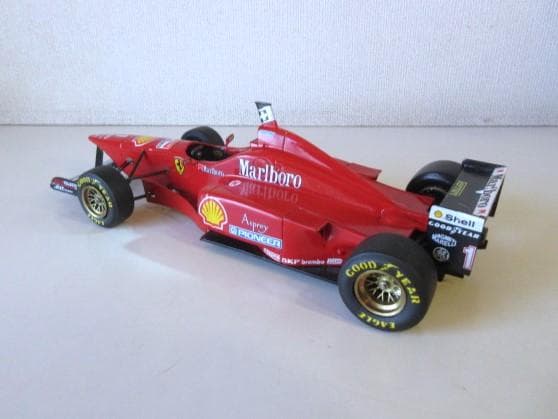 特価 BBR (1/20) フェラーリ F310