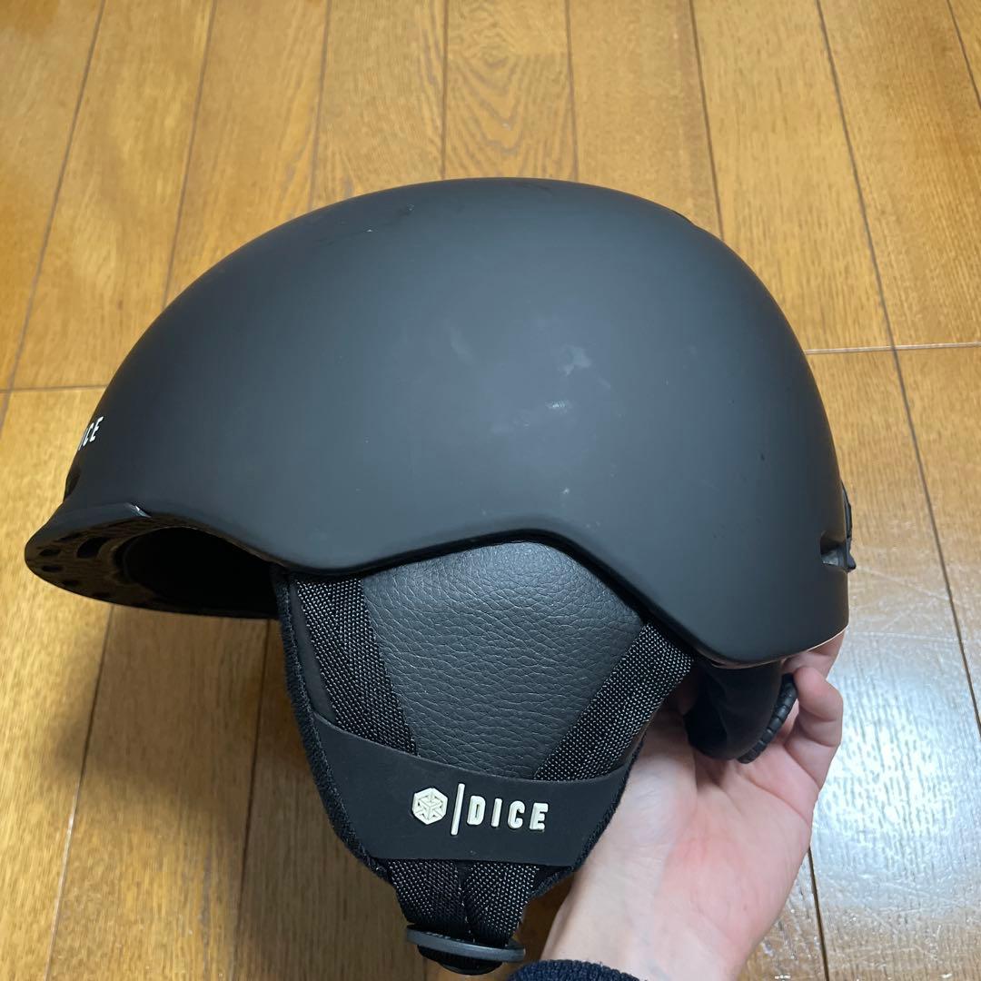 Dice D6 スノーヘルメット S/Mサイズ
