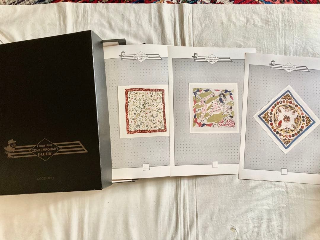 ビンテージスカ-フ写真集資料(7種類102カット77ぺ-ジ+2ペ-ジ)