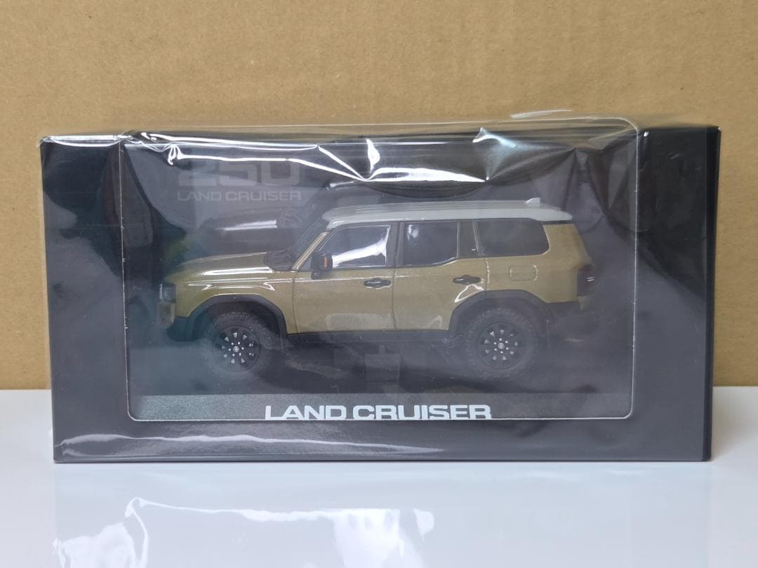 京商 1/43 ランドクルーザー250 03927SG ミニカー特販LHD仕様