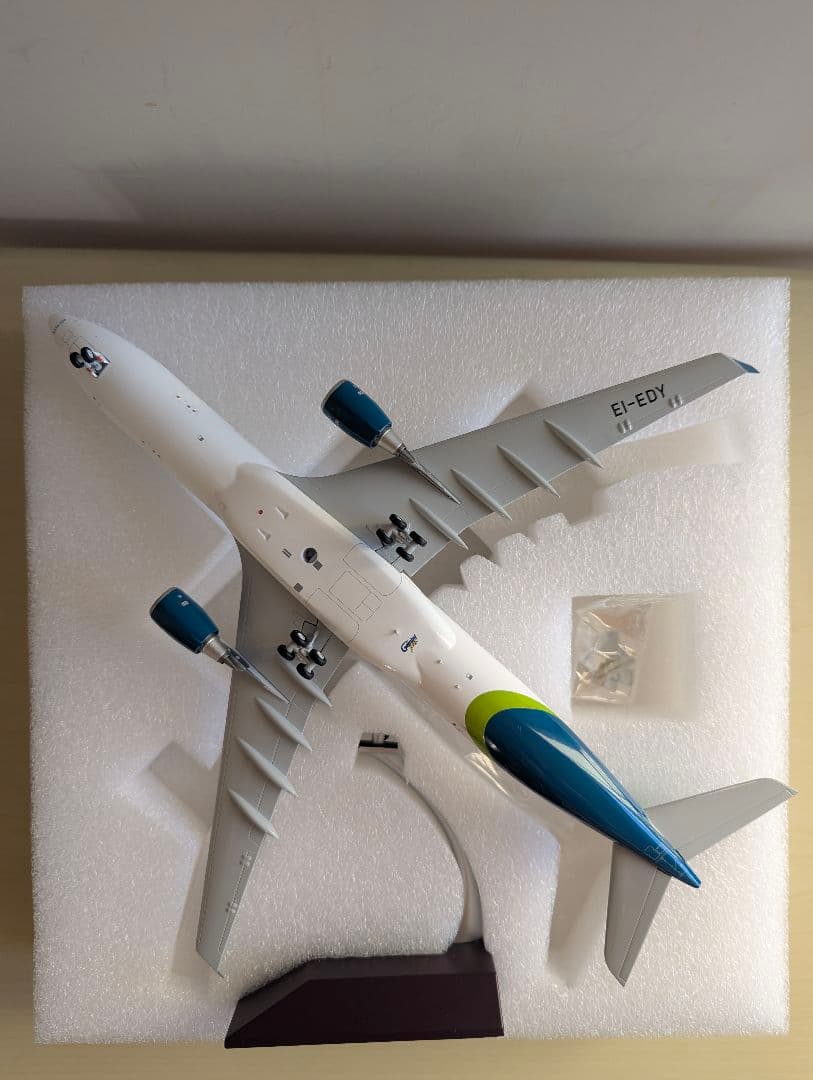 Gemini200 エア リンガス AIRBUS A330−300 EI-EDY