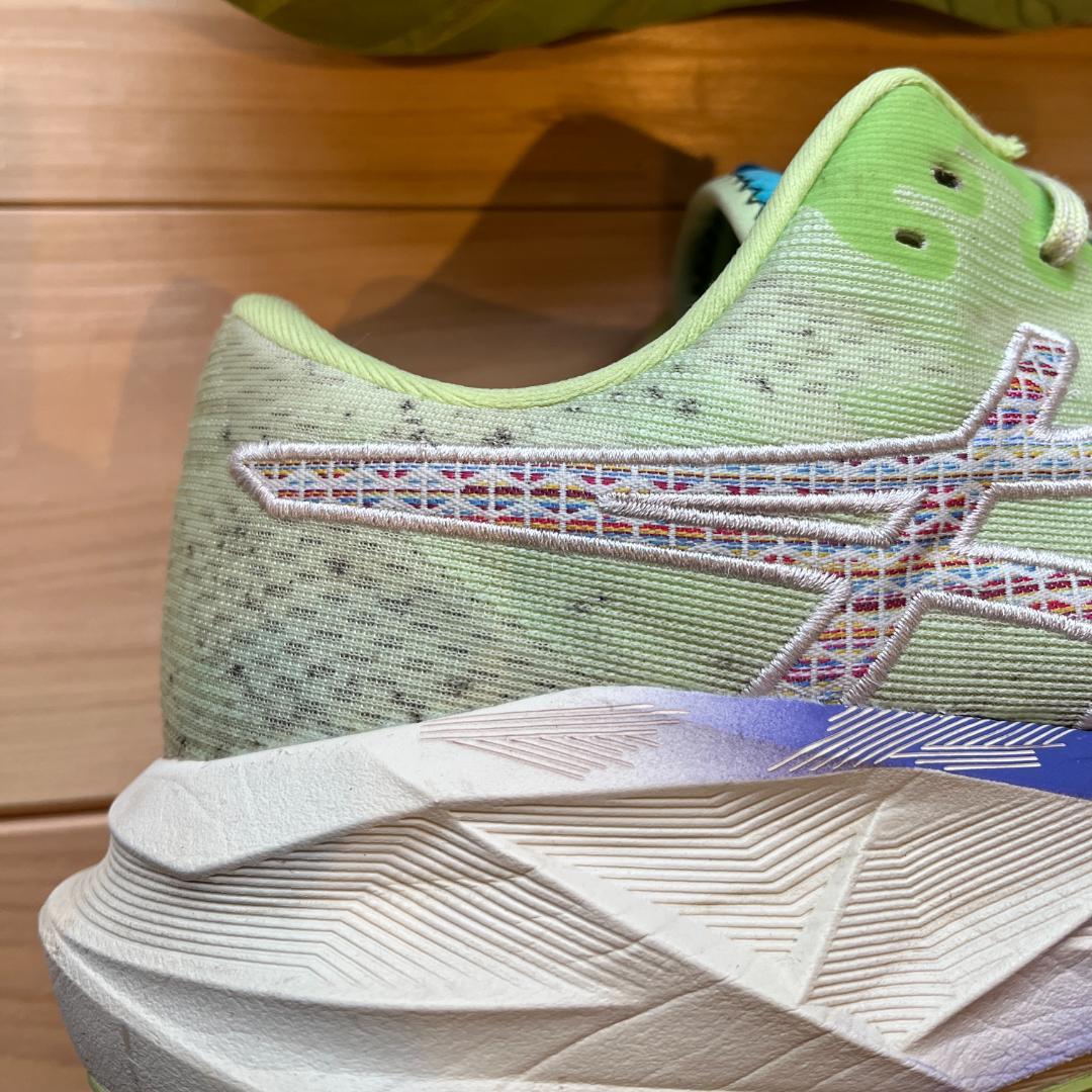 ASICS NOVABLAST 5 TR 28.0cm メンズ