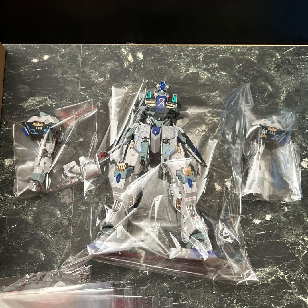 中華プラモ　EDDAS1/100アスガルド　海外製プラモデル完成品