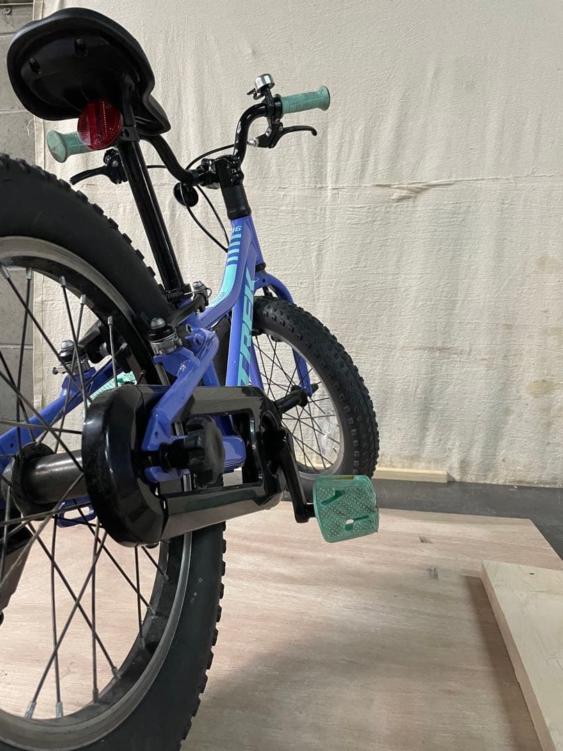 大阪府引き取り限定！トレック　子供用自転車　16インチ　室内保管