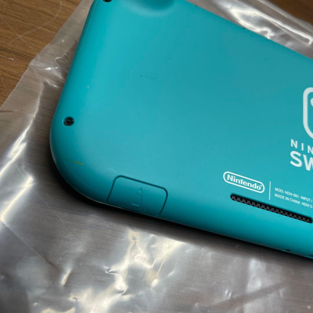 極美品　Nintendo Switchライト　ターコイズブルー