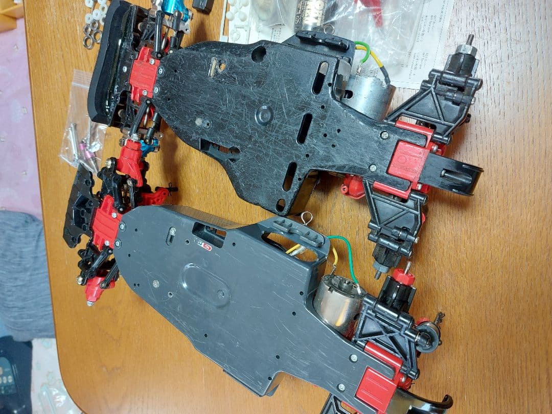 1/10ラジコン　TA-01 TA-02シャーシ2台 オプションパーツ多数