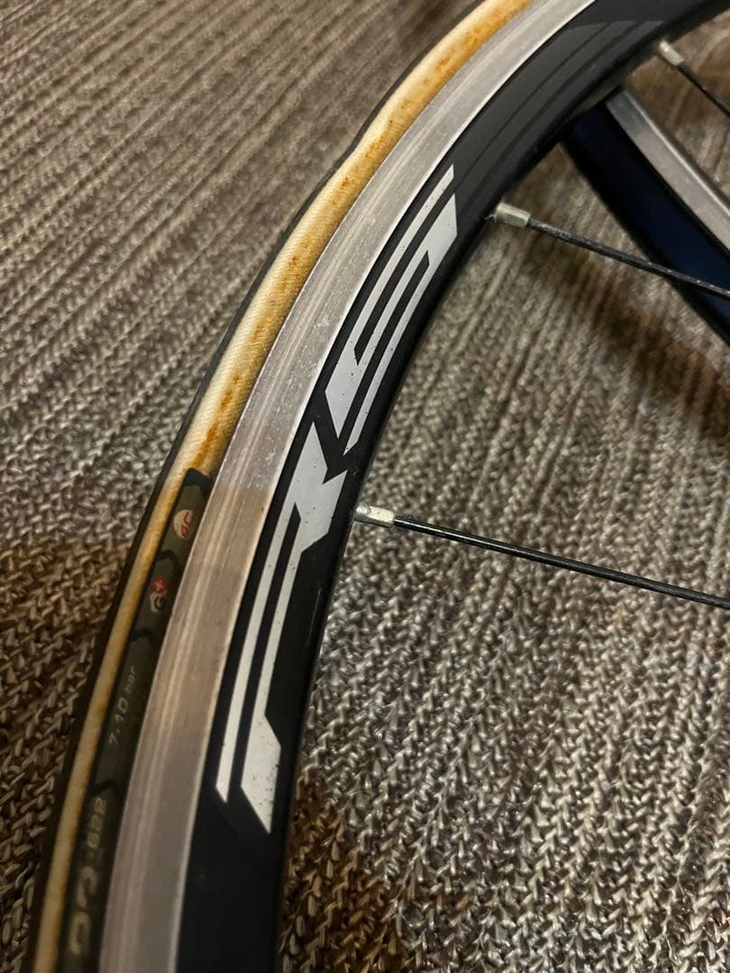 SHIMANO RS 前輪　後輪