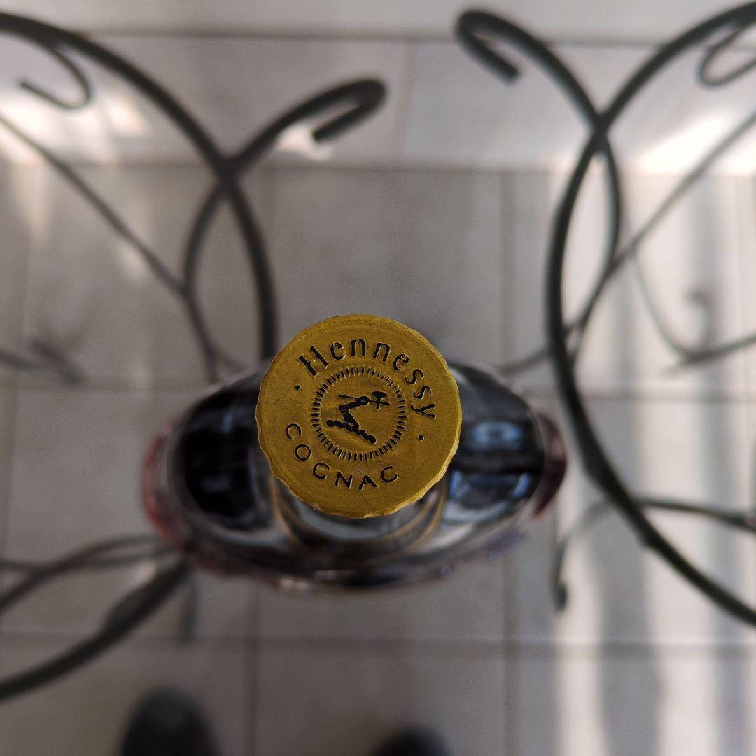Hennessy XO コニャック古酒　 金キャップボトル700ｍｌ未開封