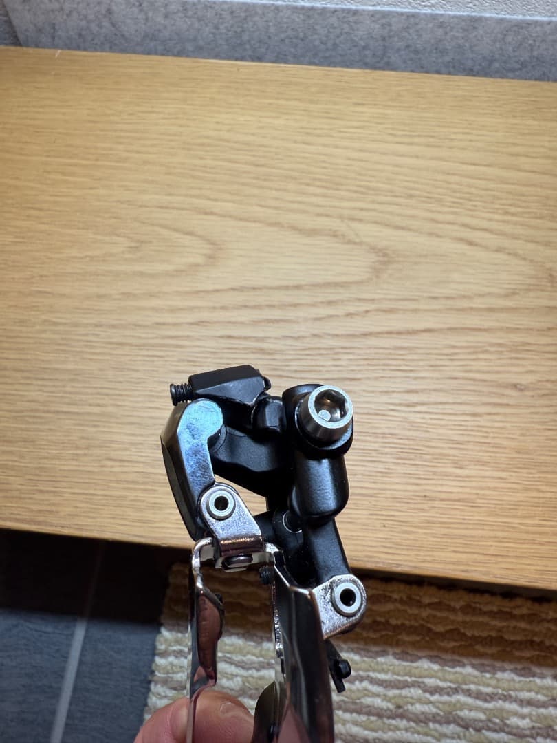 p*u様 シマノ　デュラエース　FD-9100 　フロントディレーラー１１速直付