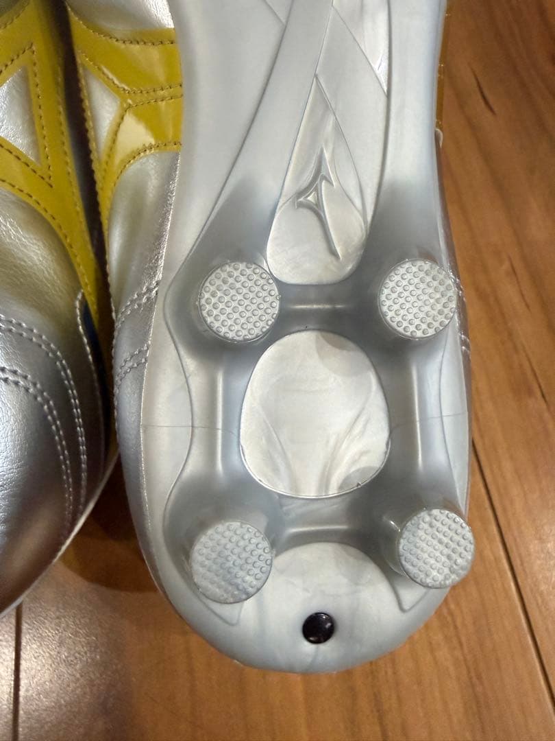 モレリアⅡ CLUB 限定カラー 新品25.5センチ