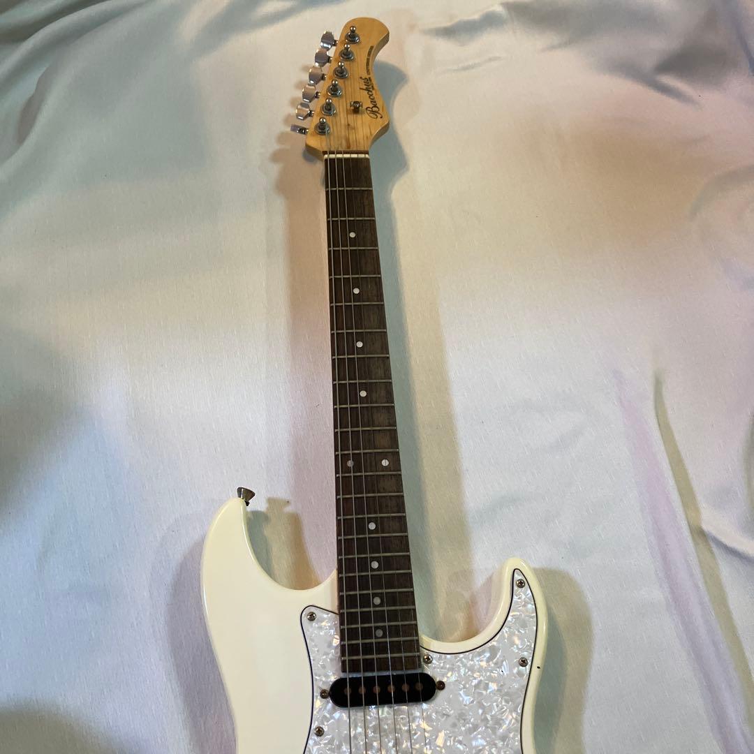 Bacchus エレキギター ホワイト