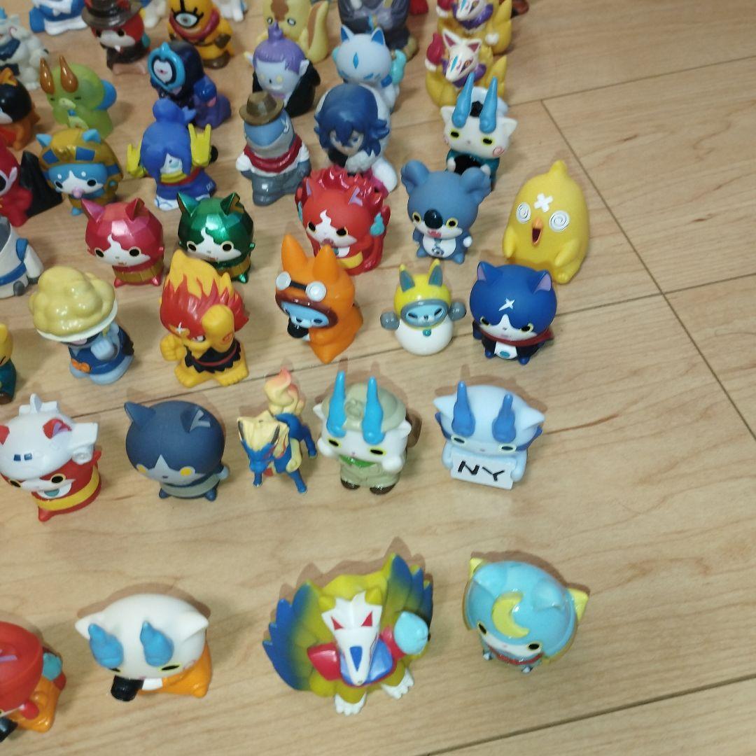 妖怪ウォッチ　指人形等　フィギュア　79体　まとめ売り　大量