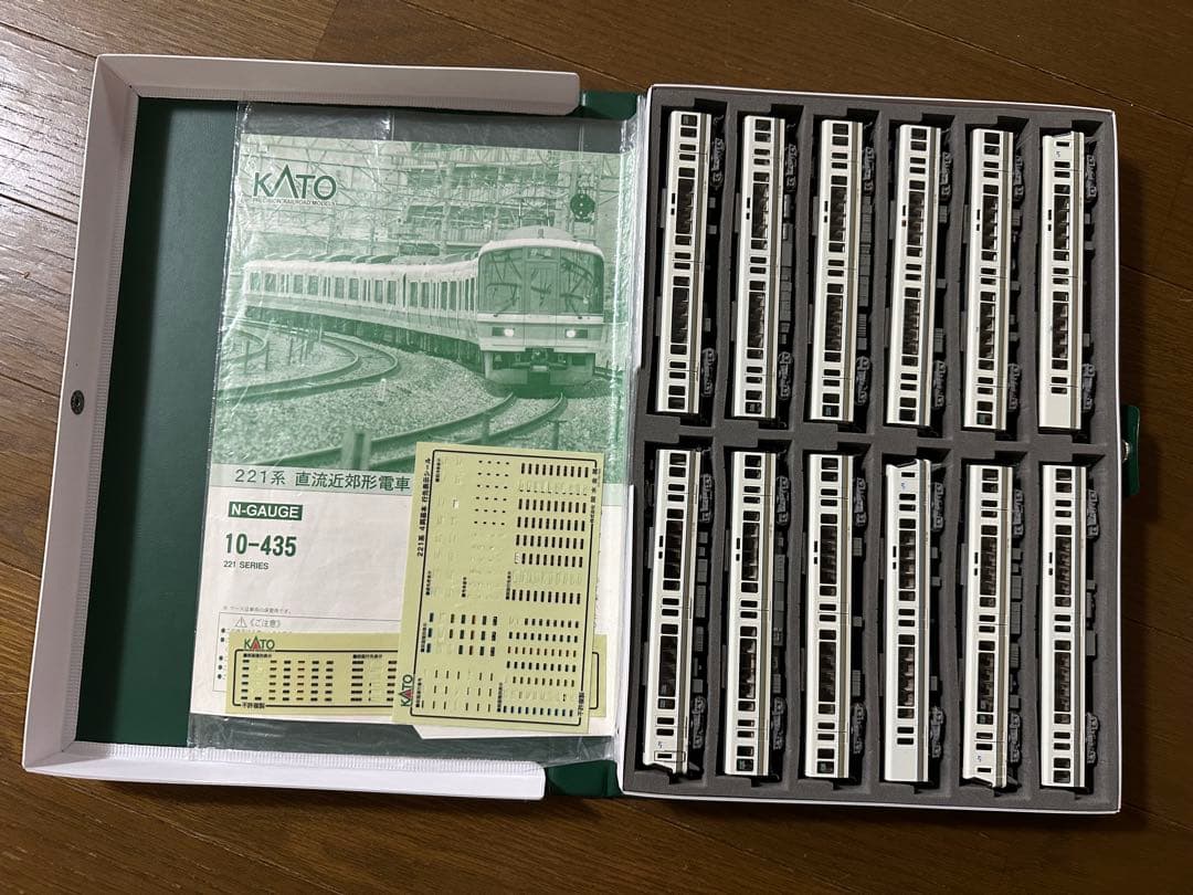 【10%OFF】KATO 221系 12両《基本4両＋増結8両》2M&車内照明付