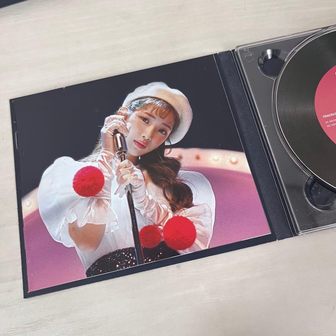 【サイン入り】YUKIKA 寺本來可 NEON LOONA 今月の少女