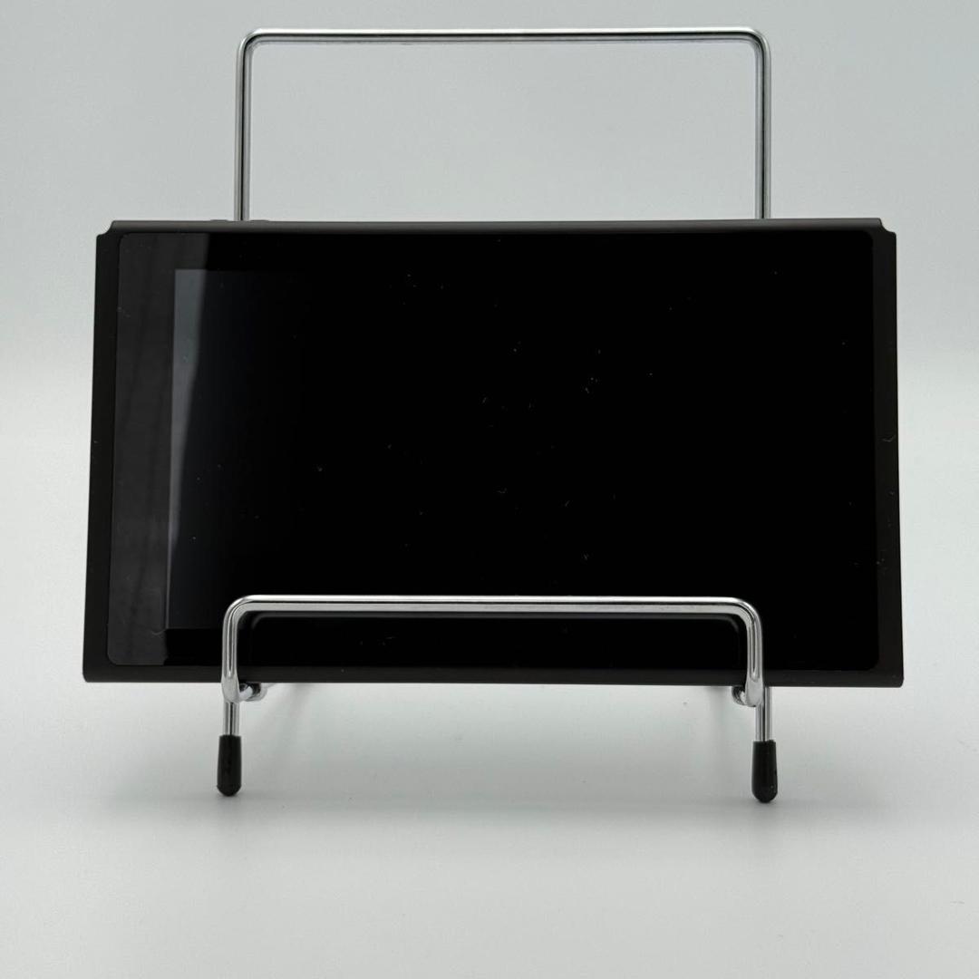 ニンテンドースイッチ　バッテリー強化モデル　2020年製　　本体　②