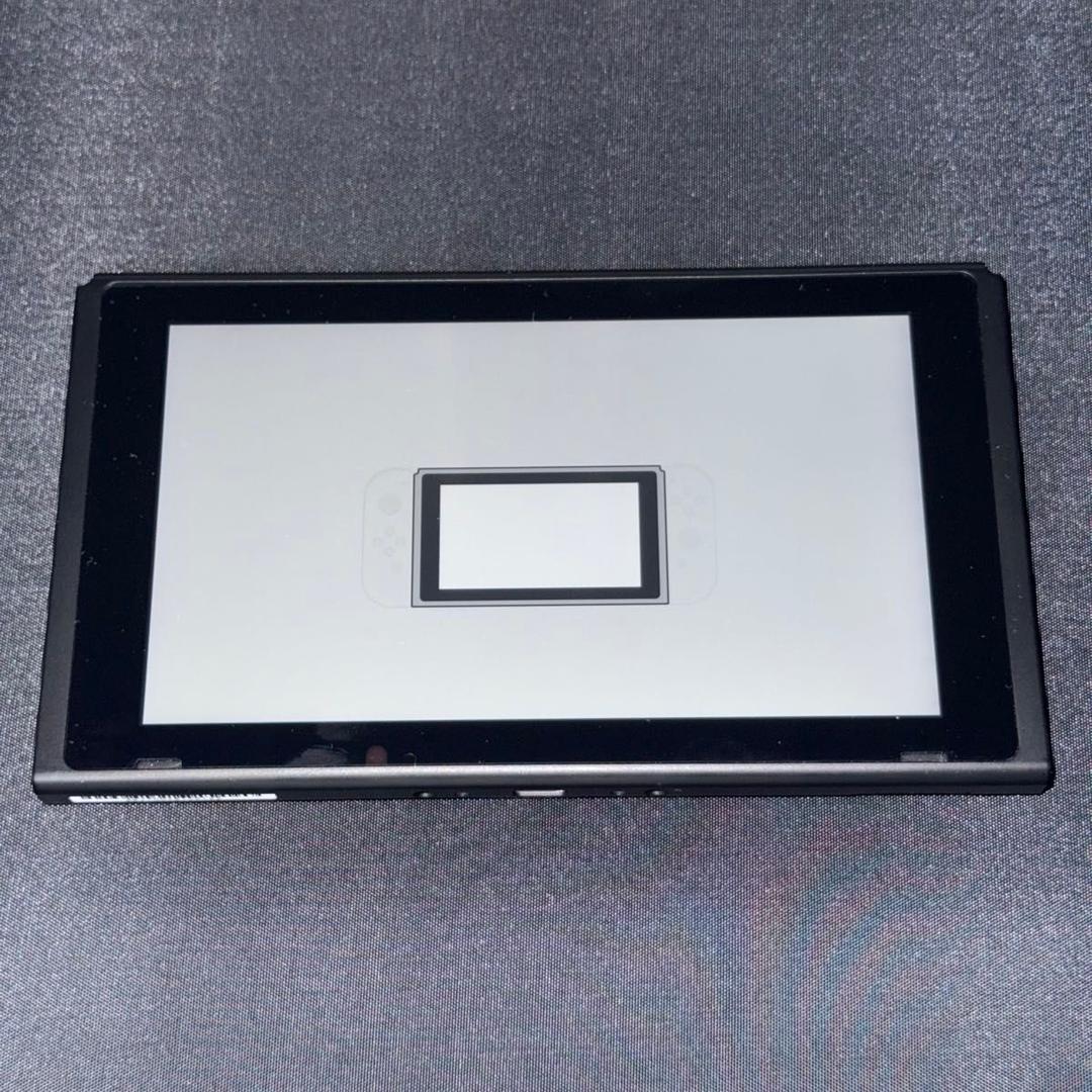 ニンテンドースイッチ　バッテリー強化モデル　2020年製　　本体　②