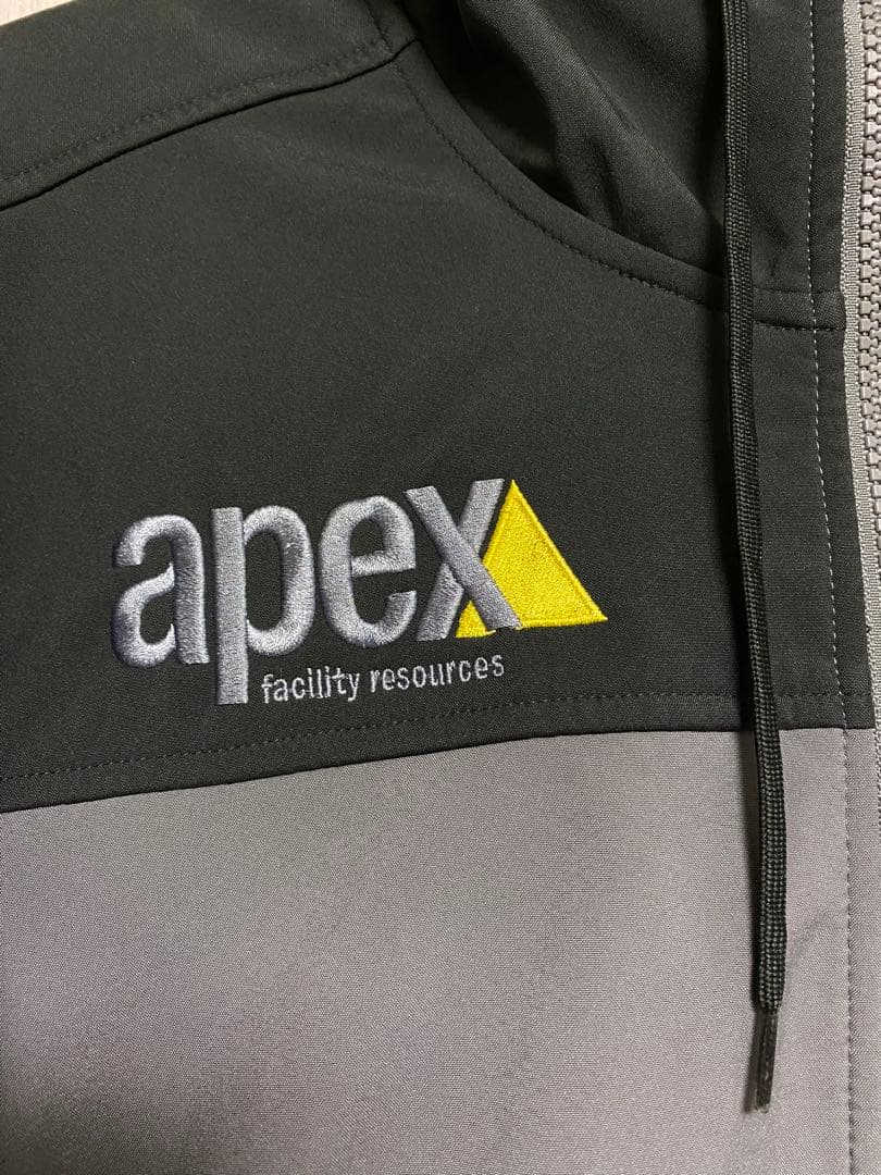 SIMMS シムス　ローグフリースフーディ　フード付きソフトシェルパーカー　企業