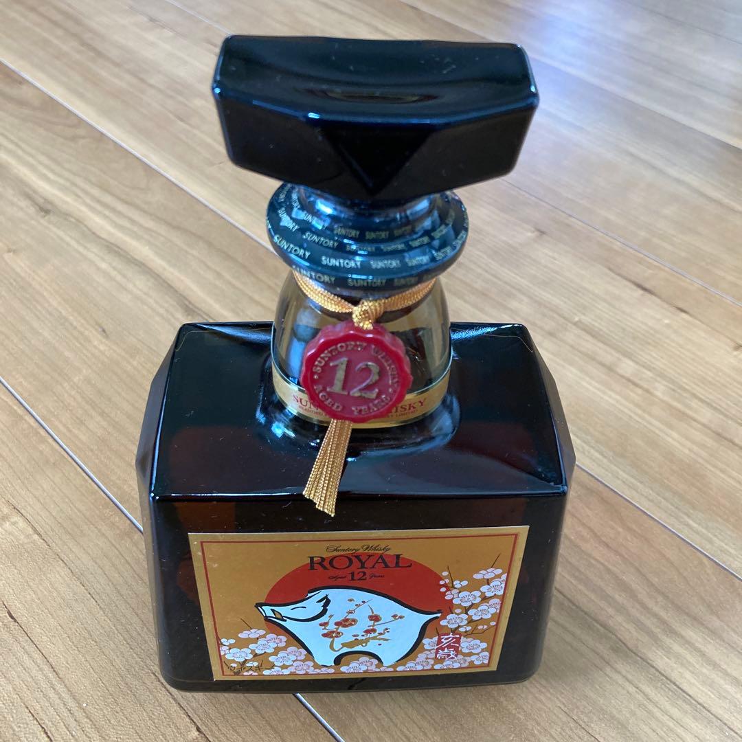 サントリーウイスキー　ローヤル12年　亥歳　2007年　幸運　縁起物　干支ラベル