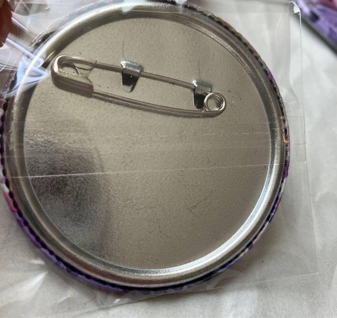 プロセカ　宵崎奏　グリッター缶バッジ