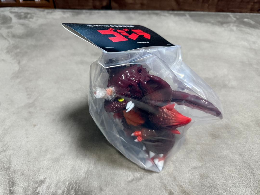 安楽安作 デストロイア メディコムトイ ゴジラ