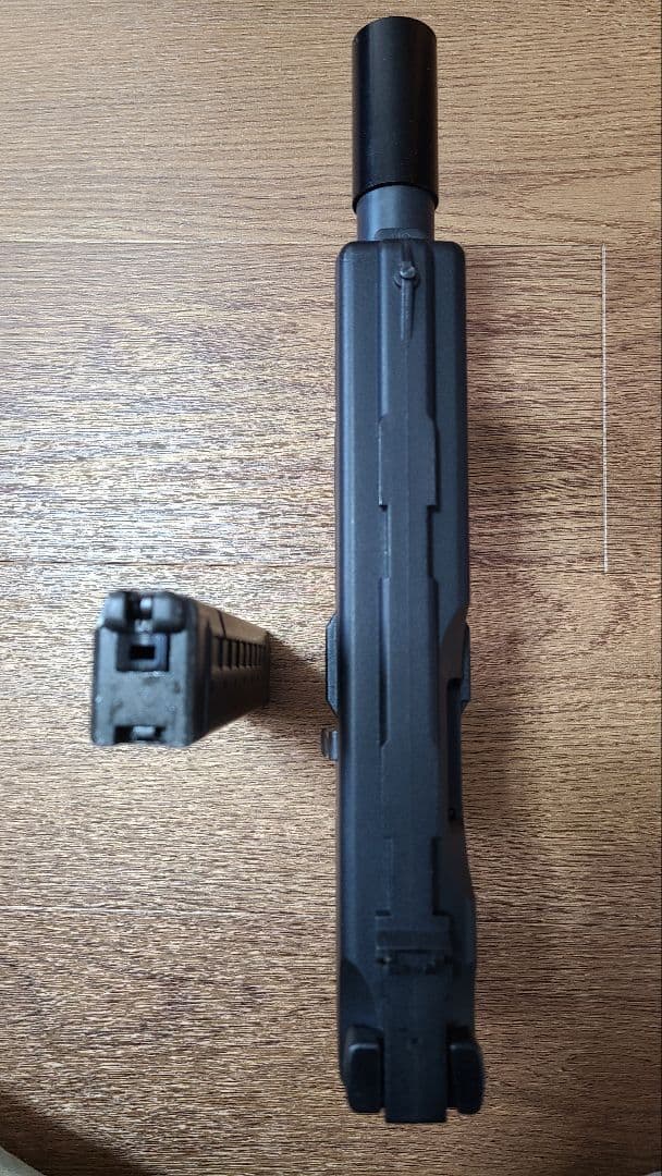 希少 KSC Tmp ガスサブマシンガンエアガンガスガン18禁箱なしマガジン1本