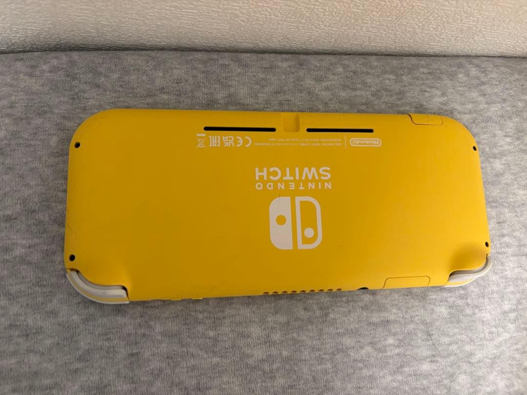 Nintendo Switch Lite イエロー + 桃太郎電鉄
