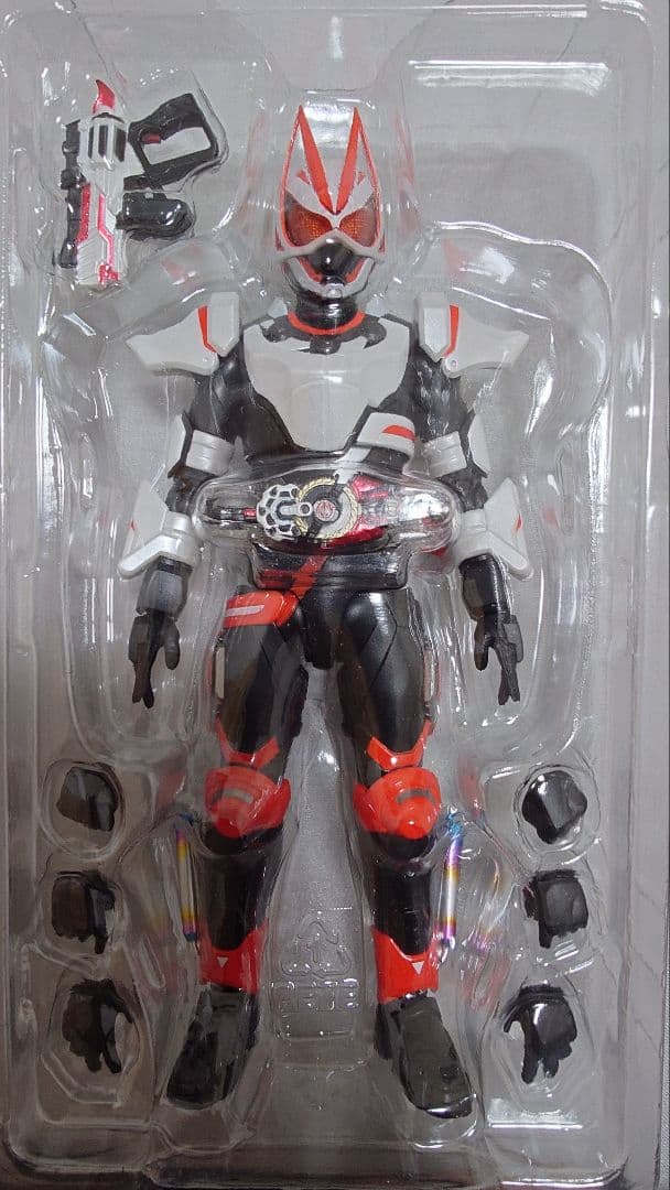 S.H.Figuarts 仮面ライダーギーツ ブジンソード(布マント)等 9体