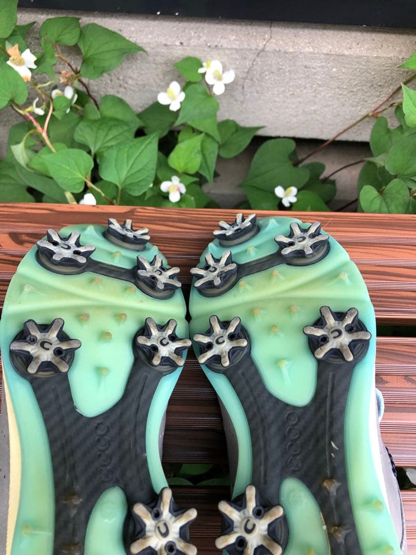 344番 ECCOゴルフシューズbiom グレー37 23.5cmソフトスパイク